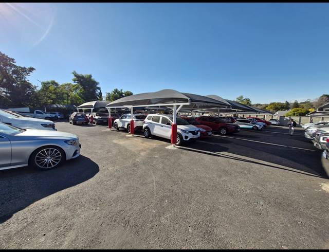 3,000M² SHOWROOM FOR SALE IN LYNDHURST